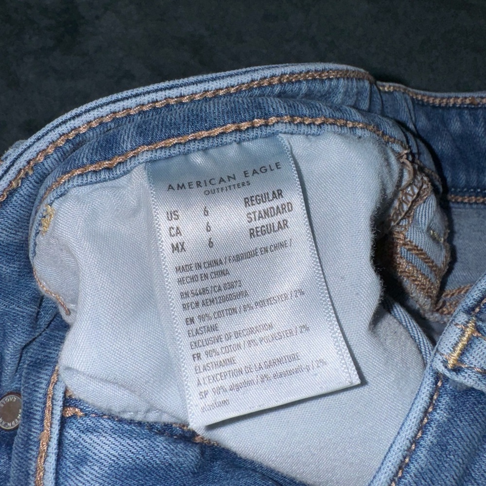American Eagle Hi-Rise Jeggings - Picture 3 of 3